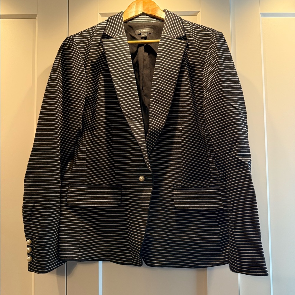 Ann Taylor Classic Black and White Pinstripe Blazer